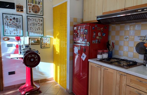 Montignoso House | 3 Bedrooms, detached villa with swimming pool in the hills of Montignoso. Peaceful and quiet.