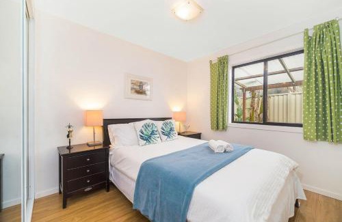 South Hurstville House | 3 Bedrooms Holiday Home Near Sydney Airport