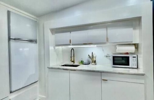 North Miami House | 3 Beds-Entire Place -Beach 10 minutes