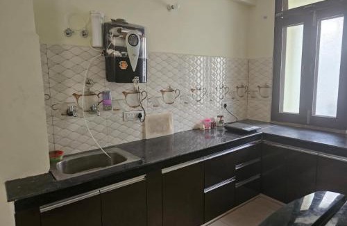 Alambagh Apartment | 3 BHK in Krishna Nagar Lucknow LKO 401 L
