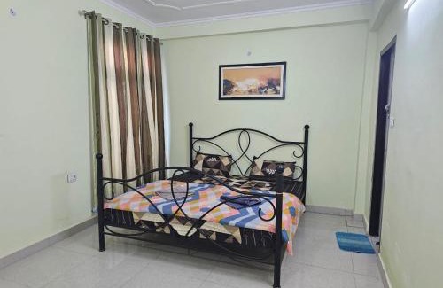 Alambagh Apartment | 3 BHK in Krishna Nagar Lucknow LKO 101L