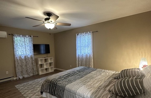 Middletown House | 3 BR/3Bth home in the woods Inground pool & New Hot Tub. Close to Hershey Park!