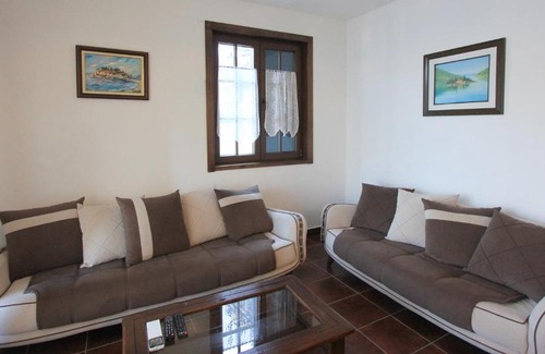 Donja Kostanjica Apartment | 3 BR Apartment in Boka Gardens complex by CMM