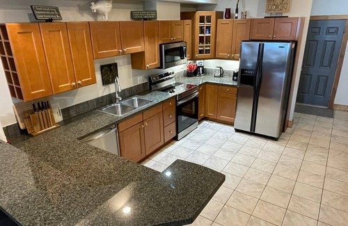 Okanagan-Similkameen House | 3 BR luxury Townhouse on Canada's warmest lake