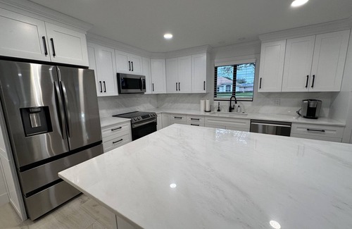 Delray Beach House | 3 BR Pet-friendly House with Pool near Golf Course, downtown & beaches.