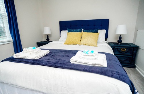 Biddleville House | 3 BR Townhome minutes to Uptown