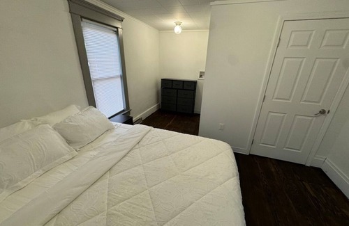 Morgantown Apartment | 3- Cozy Private Apartment .6mi to High St/Bus route