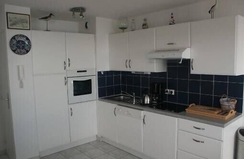 Le Pouldu Apartment | 3 * FEET IN THE WATER, FACING THE SEA, access to the Beach, F3 BRETAGNE SUD