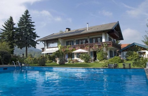 Grassau Apartment | 3. Fewo Hochplatte, 38 qm, 1-4 Pers., 1 Schlafzimmer, 1 Wohnschlafraum, Balkon, 1 OG