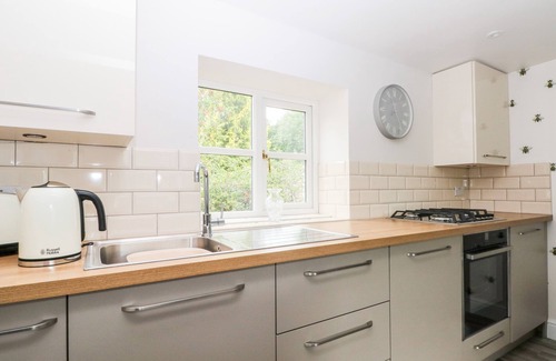Kerridge Cottage | 3 HIGHER LANE, romantic, character holiday cottage in Bollington