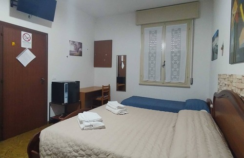 Cotignola Bed & Breakfast | 3 km from Maria Cecilia Hospital, La Casetta Di Cotignola BnB