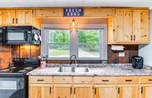 Forest City House | 3 Mi to Downtown: Home w/Fire Pit in Forest City