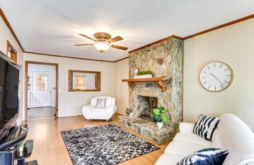 Sanford House | 3 Mi to Dtwn Family-Friendly Sanford Home