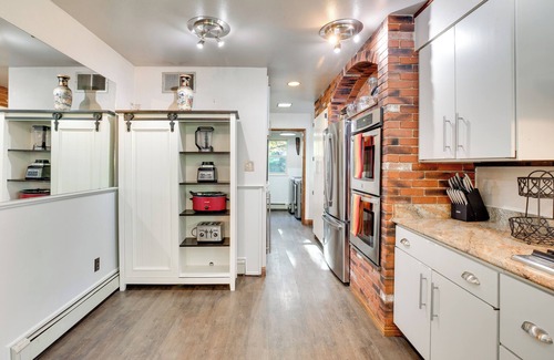Grand Junction House | 3 Mi to Dtwn Grand Junction: Home w/Deck!