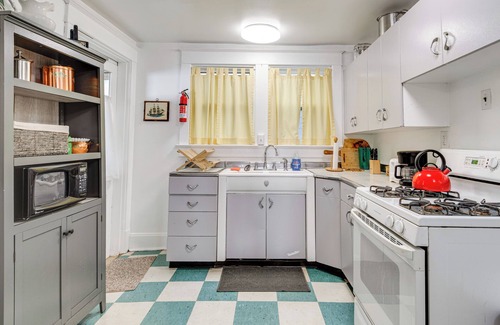 Near Eastside Apartment | 3 Mi to Dtwn Indy: 20th-Century Apt w/Fenced Yard
