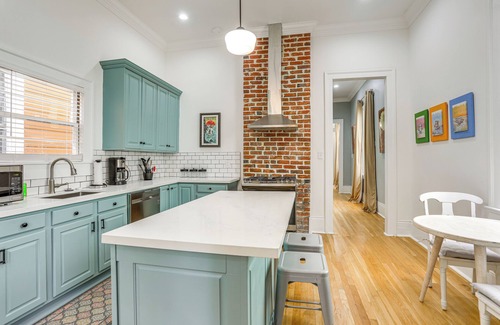Mid-City House | 3 Mi to Dtwn New Orleans: Historic Cottage w/Yard