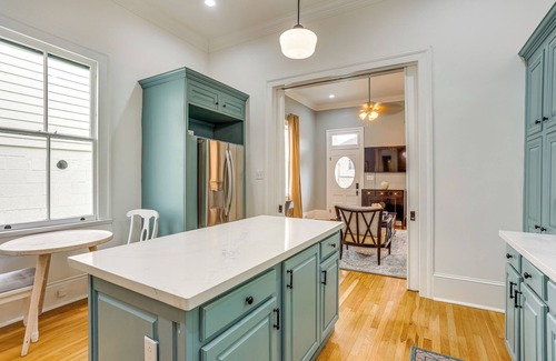 Mid-City House | 3 Mi to Dtwn New Orleans: Historic Cottage w/Yard