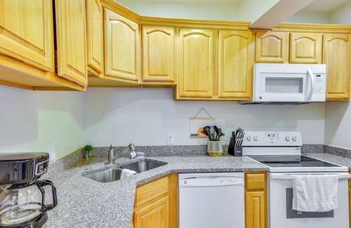 Sawyer Apartment | 3 Mi to Lake Michigan: Pet-Friendly Apt in Sawyer