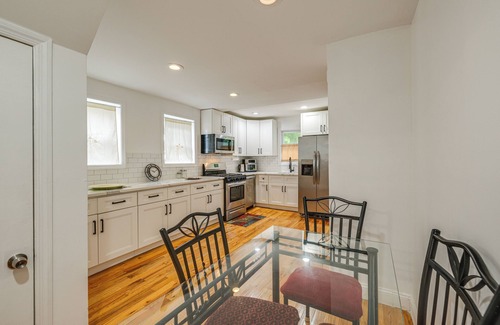 Hempstead House | 3 Mi to Nassau Coliseum: Spacious Hempstead Home!