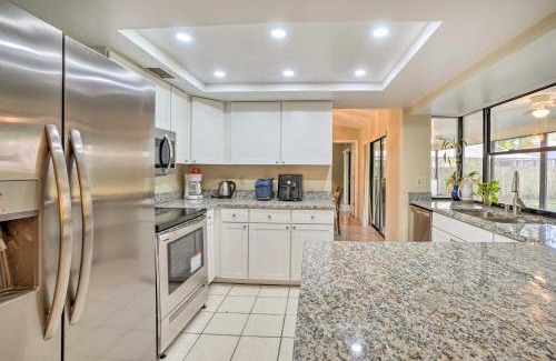 Safety Harbor House | 3 Mi to Philippe Park and Pier Stunning Retreat