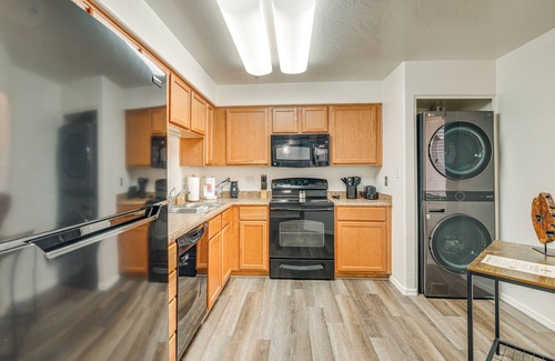 Village Three Condo | 3 Mi to Talking Stick: Condo w/Community Perks!