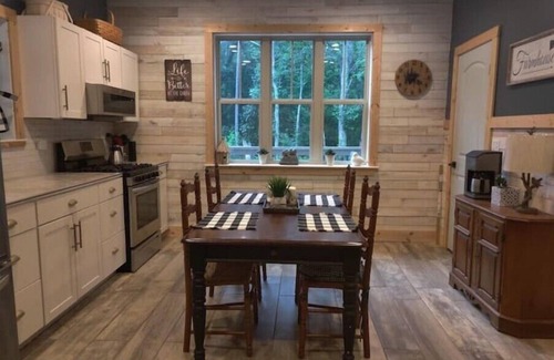 East Ellijay Cabin | ⭐3 miles to DT Ellijay⭐ n Blessed Nest Chalet