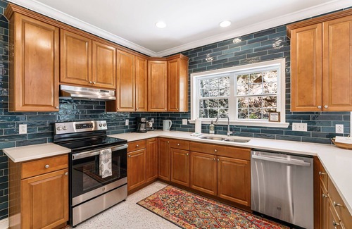 Pisgah Forest House | 3 minutes to Pisgah Forest Entrance! - Game room - Fire pit