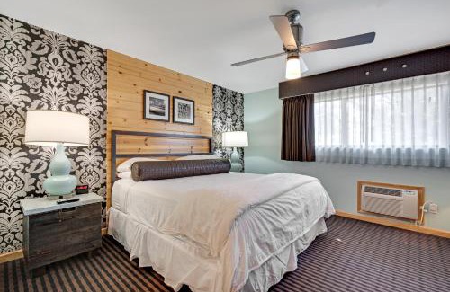 Lakeside Park Resort | 3 Peaks Resort & Beach Club