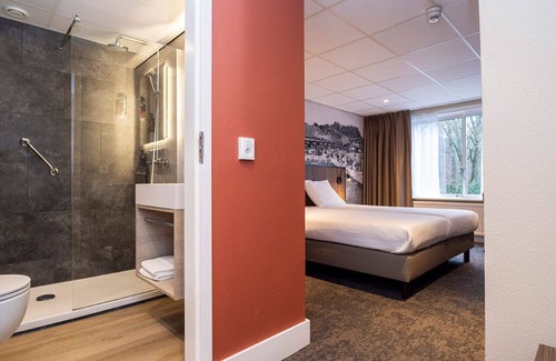 Doorwerth House | 3 Relaxing Hotel Rooms Surrounded by Nature Near Arnhem Attractions