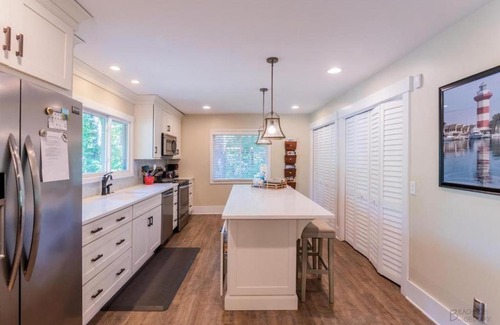 Lawton Woods House | 3 Rice Lane