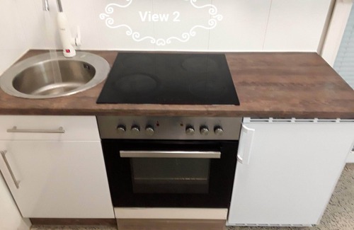Ruesselsheim Apartment | 3 room basement apartment ideal place Frankfurt Airport/Messe/Opel