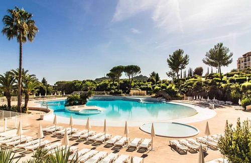 Cap Esterel Apartment | 3-room duplex with terrace, solarium, pool, and parking