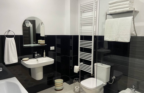 Gura Humorului Apartment | 3 Room Elegant Apartment