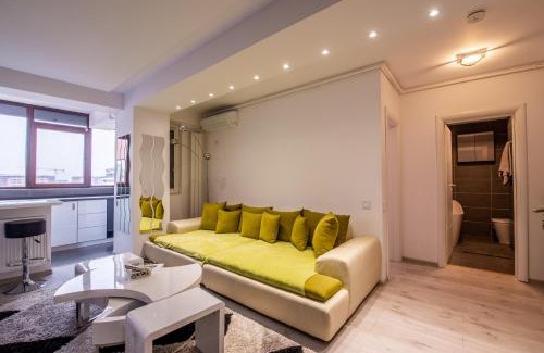 Chiajna Apartment | 3 Room Luxury Residence Militari M2+3