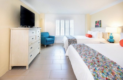 Christiansted Hotel | 3-Room Ocean View Stay | Queen Beds + Steps to Sand & Sun