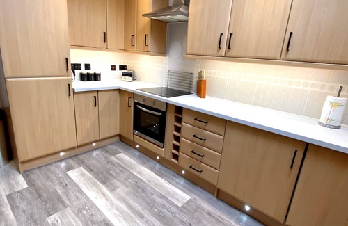 Fort William Apartment | 3 Sheraton Apartments, Modern Luxury Apartment,Breathtaking Views of Ben Nevis