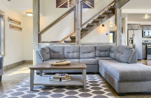 Lead Cabin | 3 story home nestled on a hillside near Terry Peak, AC, wifi and Hot Tub