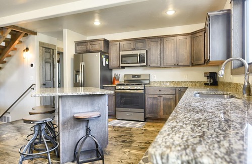 Lead Cabin | 3 story home nestled on a hillside near Terry Peak, AC, wifi and Hot Tub