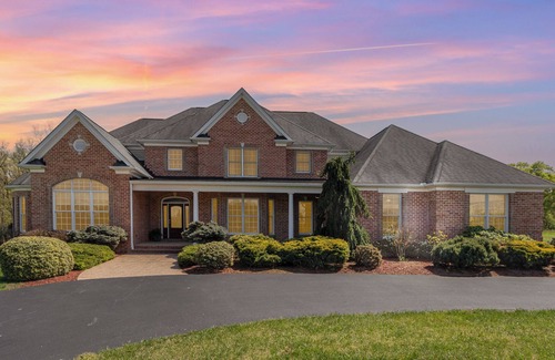 Porters Sideling House | 30 Acre Hilltop Estate with Indoor Pool