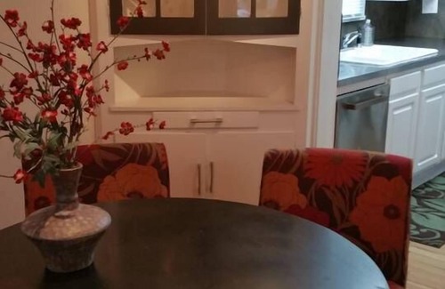 Downtown Klamath Falls House | 30+Day❤️Downtown ❤️Red Smarthouse King W/D 4KTV