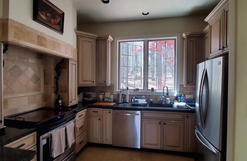 Schuyler Villa | 30+ Days Luxury Mountain Villa in Virginia Wine Country, 25mins from C'ville