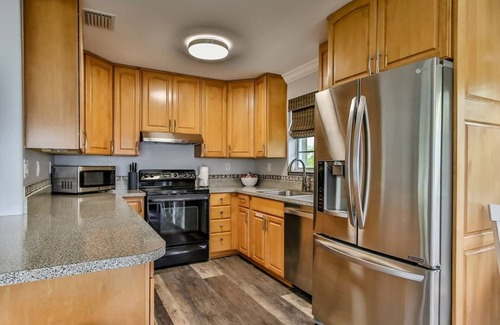 Bay Point House | 30% Discounted Rate-Waterfront-Open Water View-Pool-Dock-Kayaks-Parking