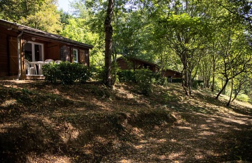 Sauveterre-de-Rouergue Ski Chalet | 30 m² Chalet ∙ 2 bedrooms ∙ 6 guests