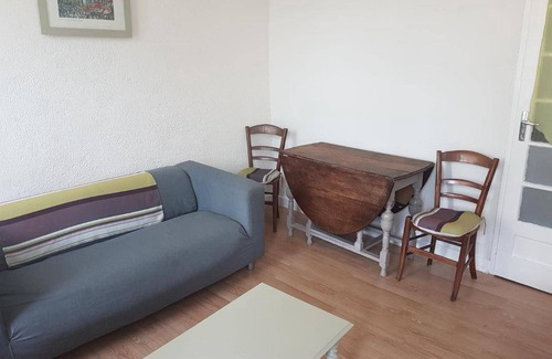 Saint-Jean-d'Angely Apartment | 30 m² Apartment ∙ 2 bedrooms ∙ 4 guests