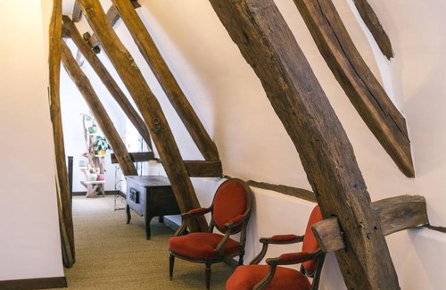 Saint-Romain-le-Preux Hotel | 30 m² Hotel ∙ 1 bedroom ∙ 2 guests
