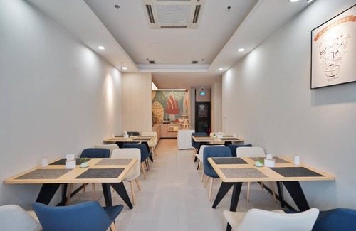 Guangyang District Hotel | 30 m² Hotel ∙ 4 guests