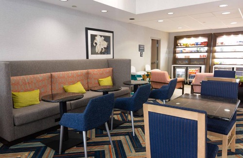 Peachtree City Hotel | 30 m² Hotel ∙ 127 guests