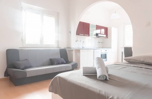 Izola Apartment | 30 m² Studio flat ∙ 1 bedroom ∙ 4 guests
