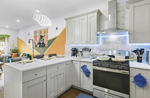 Constable Hook Apartment | 30% Off - Free Disney+, Netflix -Close to EWR + NYC