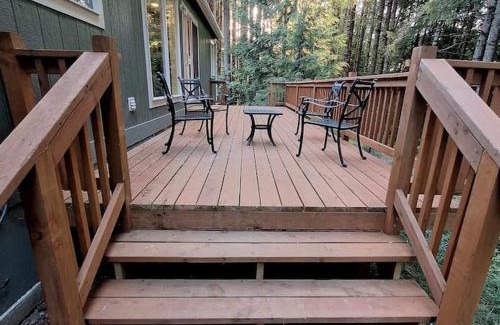 Clatskanie House | 30 Peaceful Acres